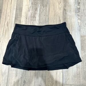 Lululemon Skirt (WMNS 6)